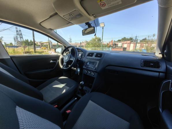 Volkswagen Polo V с пробегом 2013 года, цена 529 000 рублей, 236000 км, седан, Автокод Объявления
