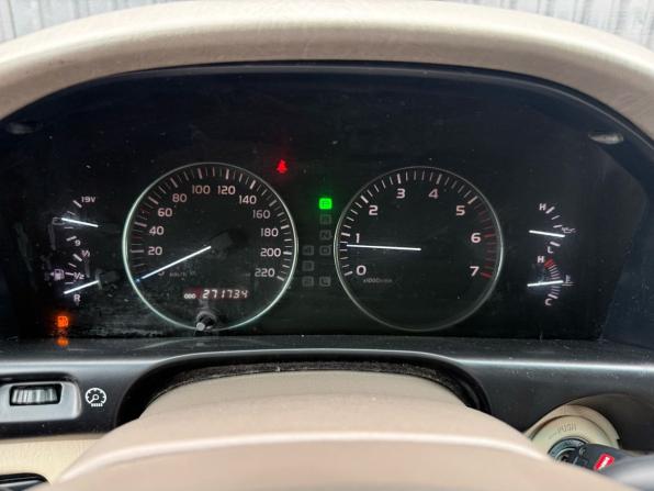 Toyota Land Cruiser 100 Series Рестайлинг 2 с пробегом 2006 года, цена 1 910 000 рублей, 271700 км, внедорожник, Автокод Объявления
