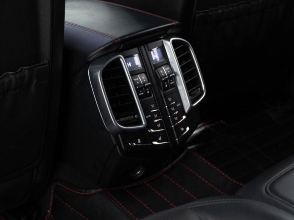 Porsche Cayenne II (958) с пробегом 2013 года, цена 3 360 046 рублей, 142150 км, внедорожник, Автокод Объявления