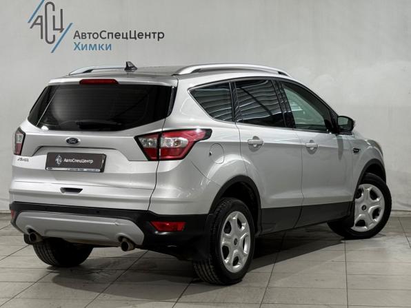 Ford Kuga II Рестайлинг с пробегом 2017 года, цена 1 799 800 рублей, 77000 км, внедорожник, Автокод Объявления