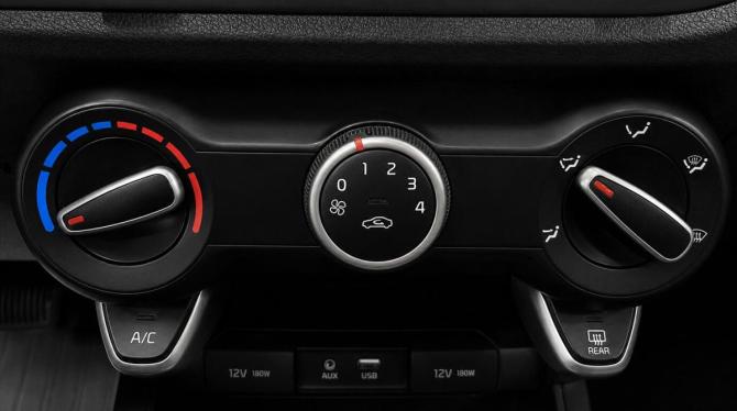 Kia Rio IV с пробегом 2019 года, цена 1 350 000 рублей, 122000 км, седан, Автокод Объявления