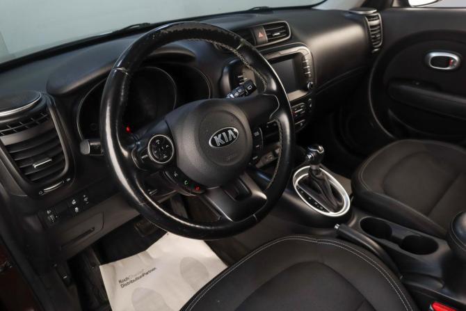 Kia Soul II Рестайлинг с пробегом 2017 года, цена 1 699 000 рублей, 72400 км, хэтчбек, Автокод Объявления