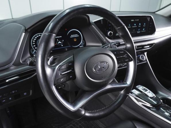 Hyundai Sonata VIII (DN8) с пробегом 2022 года, цена 2 210 000 рублей, 152472 км, седан, Автокод Объявления
