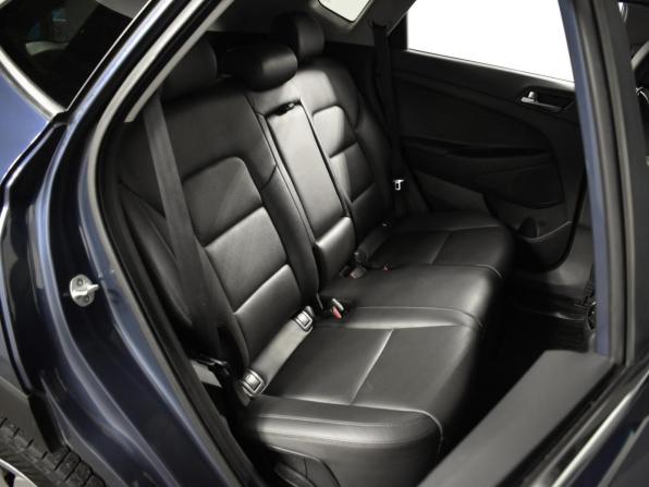 Hyundai Tucson III с пробегом 2018 года, цена 1 815 100 рублей, 192664 км, внедорожник, Автокод Объявления