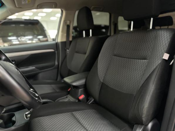 Mitsubishi Outlander III Рестайлинг 2 с пробегом 2015 года, цена 1 530 000 рублей, 202480 км, внедорожник, Автокод Объявления