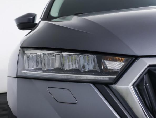 Skoda Octavia IV (A8) с пробегом 2021 года, цена 2 241 000 рублей, 63880 км, лифтбек, Автокод Объявления