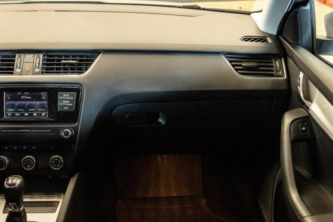 Skoda Octavia III (A7) с пробегом 2015 года, цена 1 319 000 рублей, 182136 км, лифтбек, Автокод Объявления