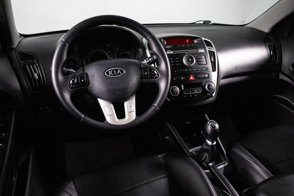 Kia Ceed I Рестайлинг Сургут  - изображение 12
