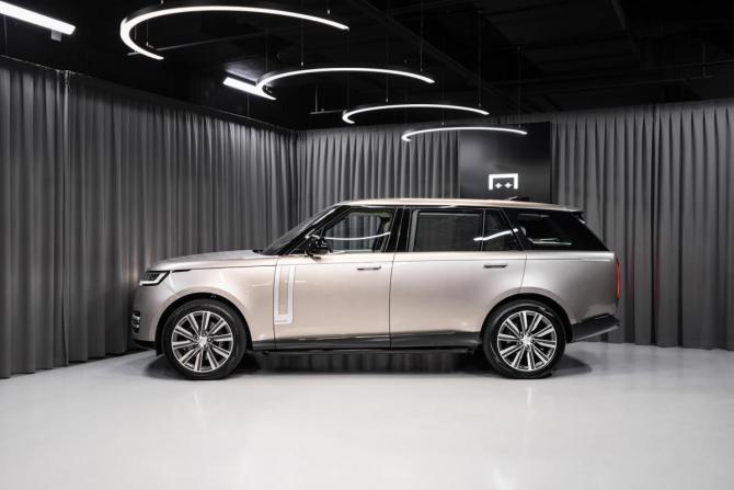 Новый Land Rover Range Rover V 2025 года, цена 32 657 300 рублей, внедорожник, Автокод Объявления