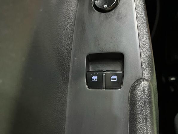 Hyundai Solaris II с пробегом 2017 года, цена 1 140 000 рублей, 148000 км, седан, Автокод Объявления