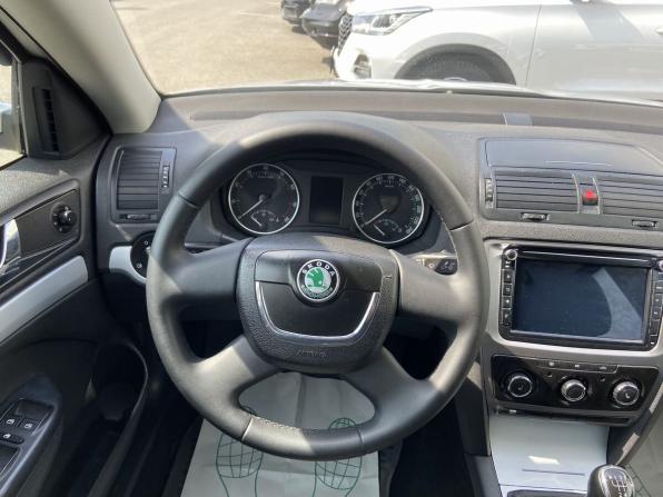 Skoda Octavia II (A5) Рестайлинг с пробегом 2010 года, цена 485 000 рублей, 482000 км, лифтбек, Автокод Объявления