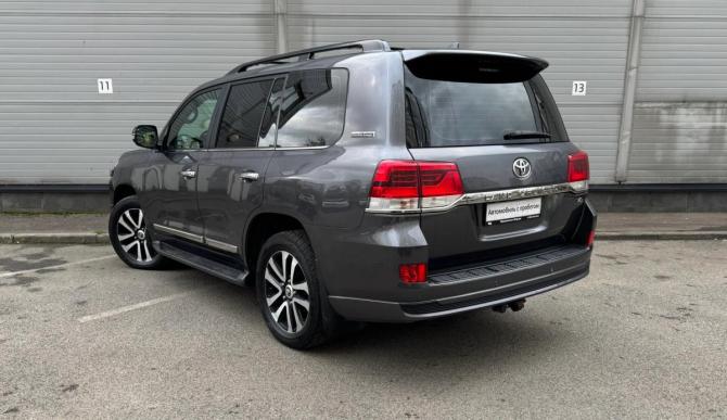 Toyota Land Cruiser 200 Series Рестайлинг 2 с пробегом 2019 года, цена 6 479 000 рублей, 190380 км, внедорожник, Автокод Объявления
