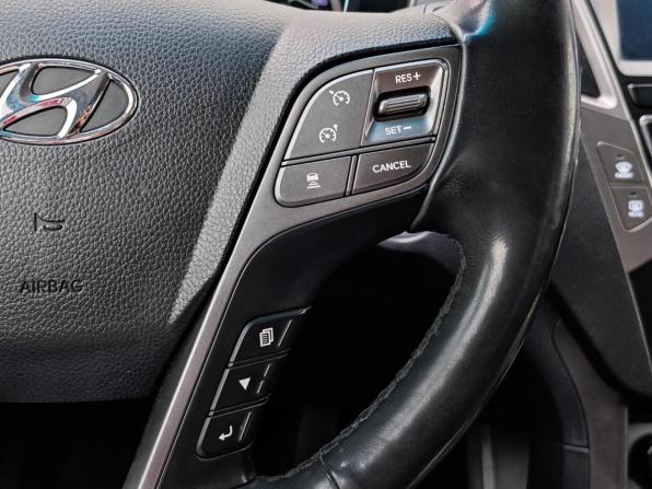 Hyundai Santa Fe III Рестайлинг с пробегом 2015 года, цена 2 100 000 рублей, 192111 км, внедорожник, Автокод Объявления