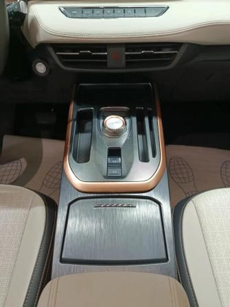 Haval Jolion I Рестайлинг с пробегом 2024 года, цена 2 200 000 рублей, 19763 км, внедорожник, Автокод Объявления