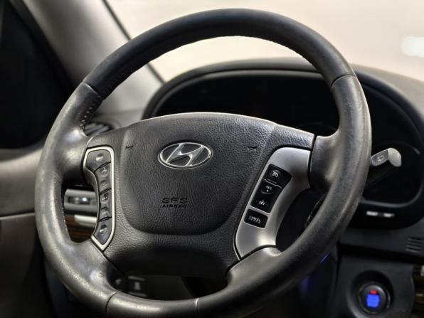 Hyundai Santa Fe II Рестайлинг с пробегом 2011 года, цена 1 245 000 рублей, 200530 км, внедорожник, Автокод Объявления
