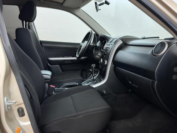 Suzuki Grand Vitara III с пробегом 2011 года, цена 930 000 рублей, 206570 км, внедорожник, Автокод Объявления