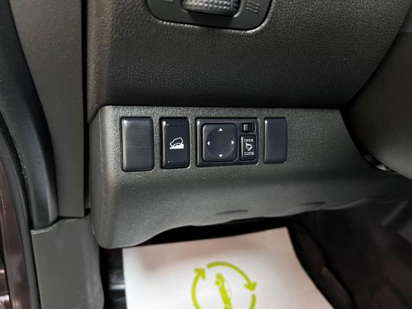 Nissan Pathfinder III Рестайлинг с пробегом 2013 года, цена 1 645 000 рублей, 297023 км, внедорожник, Автокод Объявления