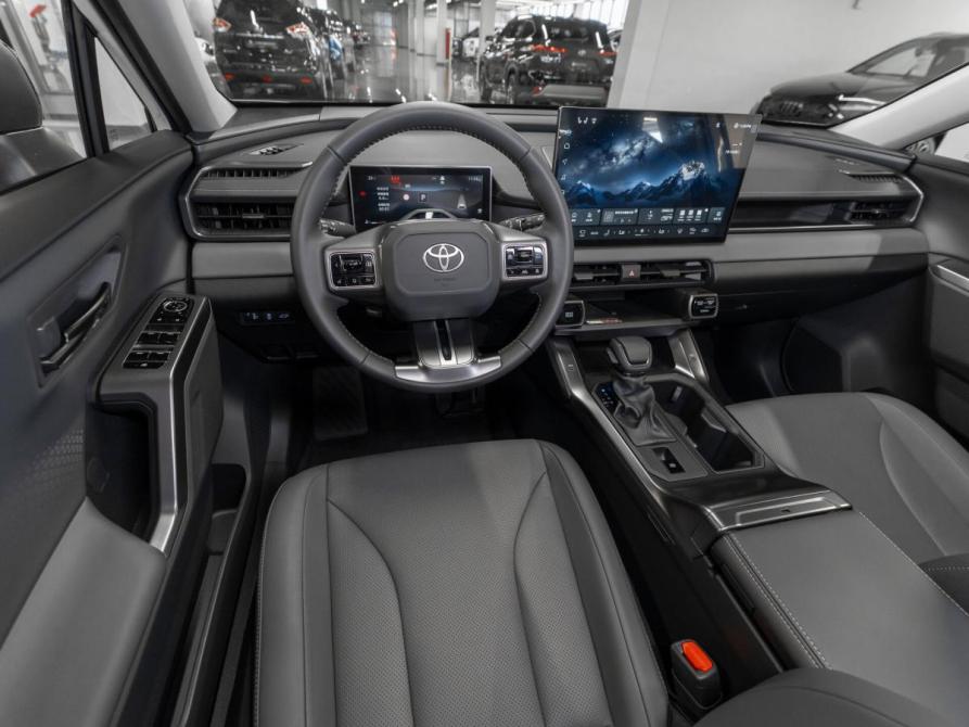 Toyota RAV4 VI (XA60) Москва  - изображение 7