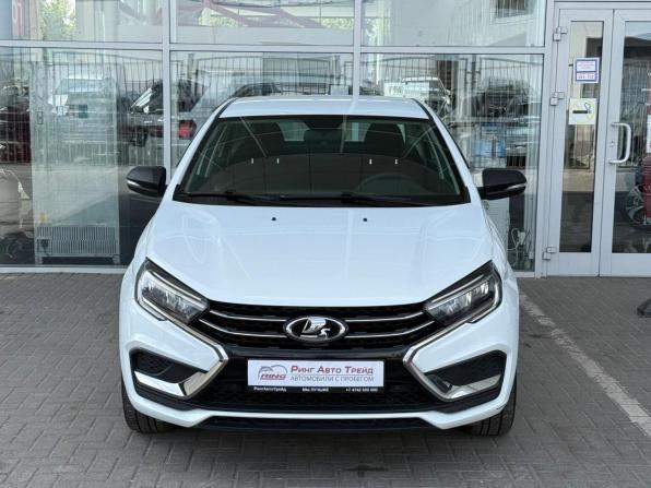 Lada (ВАЗ) Vesta I Рестайлинг (NG) с пробегом 2023 года, цена 1 199 000 рублей, 28000 км, седан, Автокод Объявления