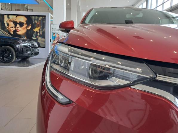 Renault Arkana I с пробегом 2021 года, цена 2 129 000 рублей, 54959 км, внедорожник, Автокод Объявления