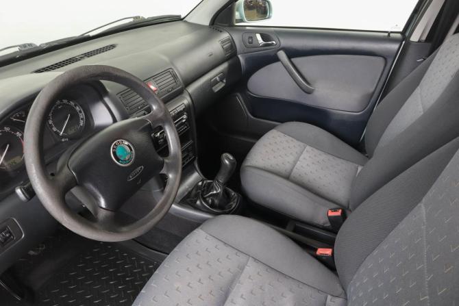 Skoda Octavia I (A4) Рестайлинг с пробегом 2009 года, цена 479 000 рублей, 216000 км, лифтбек, Автокод Объявления