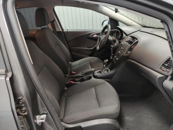 Opel Astra J с пробегом 2011 года, цена 515 000 рублей, 236430 км, хэтчбек, Автокод Объявления
