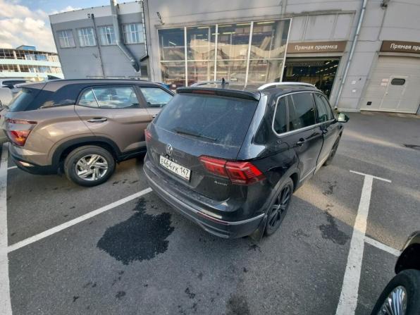 Volkswagen Tiguan II Рестайлинг с пробегом 2021 года, цена 2 720 000 рублей, 160000 км, внедорожник, Автокод Объявления