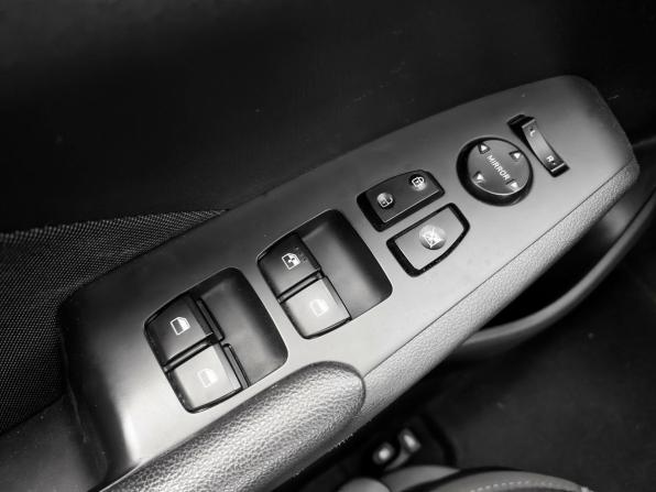 Hyundai Solaris II Рестайлинг с пробегом 2021 года, цена 1 899 000 рублей, 53813 км, седан, Автокод Объявления