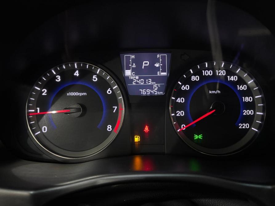 Hyundai Solaris I Рестайлинг Альметьевск  - изображение 19