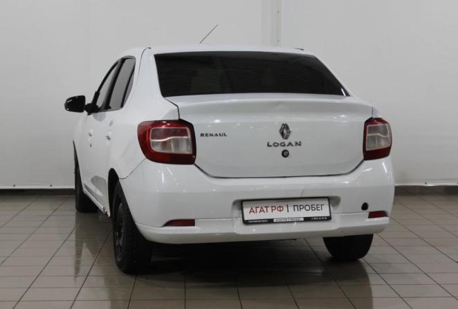 Renault Logan II с пробегом 2017 года, цена 210 000 рублей, 385133 км, седан, Автокод Объявления