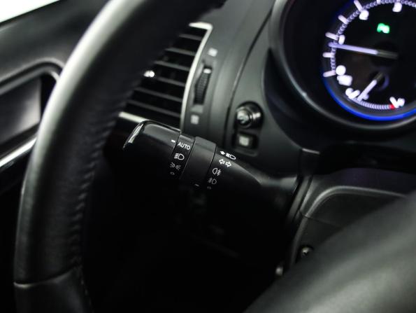 Toyota Land Cruiser Prado 150 Series Рестайлинг 1 с пробегом 2015 года, цена 3 249 000 рублей, 218689 км, внедорожник, Автокод Объявления