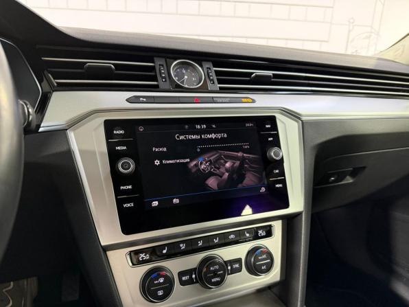 Volkswagen Passat B8 с пробегом 2019 года, цена 1 590 000 рублей, 240659 км, универсал, Автокод Объявления