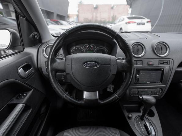Ford Fusion I Рестайлинг с пробегом 2007 года, цена 545 000 рублей, 218450 км, хэтчбек, Автокод Объявления