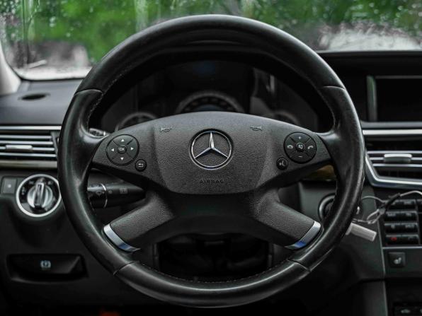 Mercedes-Benz E-Класс IV (W212 S212 C207) с пробегом 2010 года, цена 988 000 рублей, 360126 км, седан, Автокод Объявления