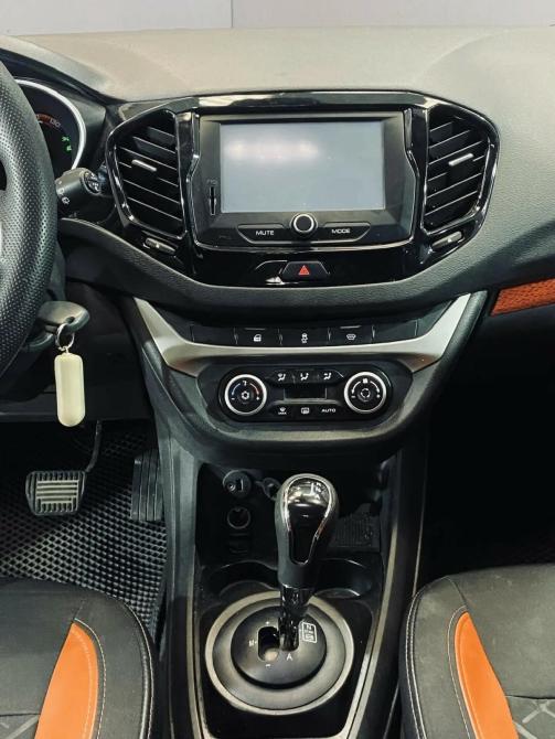 Lada (ВАЗ) Vesta I Сургут  - изображение 5
