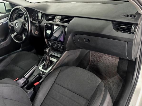 Skoda Octavia III (A7) с пробегом 2013 года, цена 1 085 000 рублей, 266455 км, лифтбек, Автокод Объявления