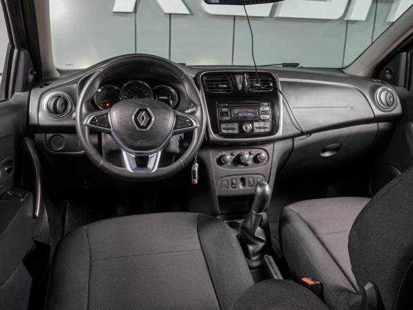 Renault Sandero II Рестайлинг с пробегом 2019 года, цена 1 179 000 рублей, 44959 км, хэтчбек, Автокод Объявления