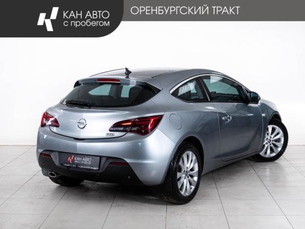 Opel Astra J Рестайлинг с пробегом 2013 года, цена 830 000 рублей, 215620 км, хэтчбек, Автокод Объявления