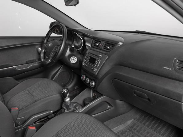 Kia Rio III Рестайлинг с пробегом 2015 года, цена 1 000 000 рублей, 114124 км, седан, Автокод Объявления