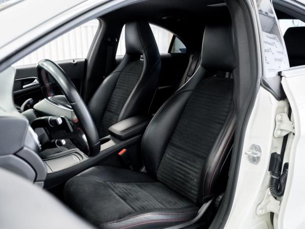 Mercedes-Benz CLA I (C117 X117) с пробегом 2014 года, цена 1 980 000 рублей, 71471 км, седан, Автокод Объявления