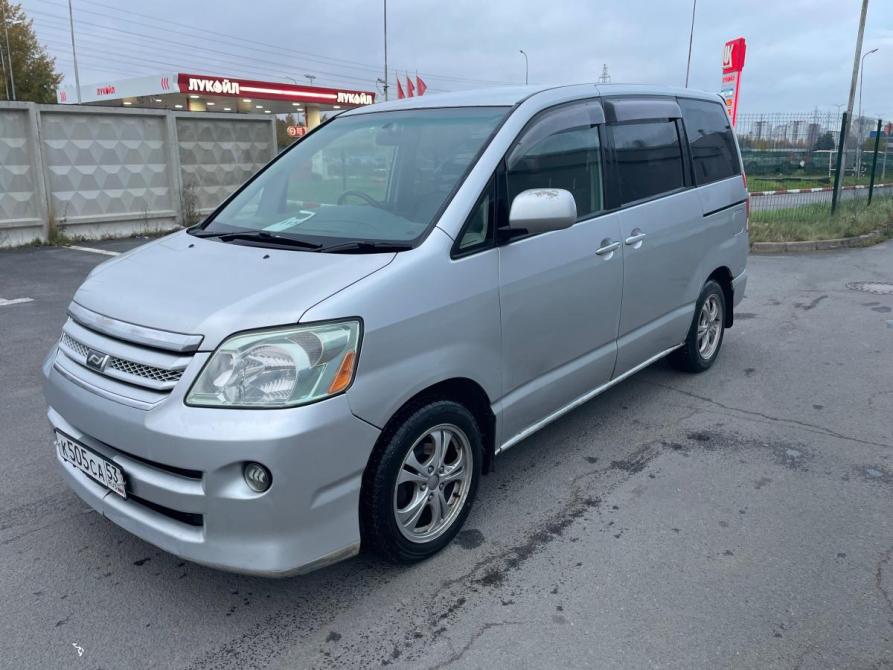 Toyota Noah I (R60) Санкт-Петербург  - изображение 1