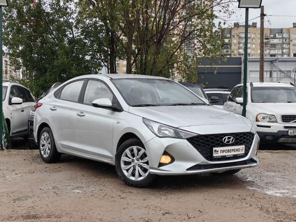 Hyundai Solaris II Рестайлинг с пробегом 2021 года, цена 1 599 000 рублей, 101500 км, седан, Автокод Объявления