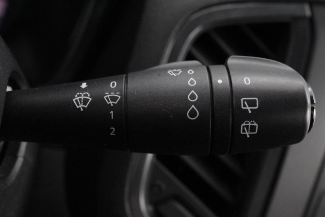 Lada (ВАЗ) XRAY I с пробегом 2017 года, цена 745 000 рублей, 179648 км, хэтчбек, Автокод Объявления
