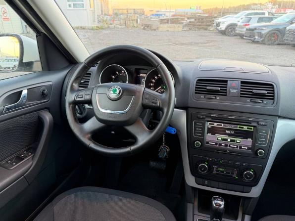 Skoda Yeti I с пробегом 2013 года, цена 845 000 рублей, 168500 км, внедорожник, Автокод Объявления