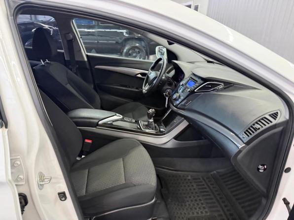Hyundai i40 I с пробегом 2013 года, цена 1 157 000 рублей, 165000 км, седан, Автокод Объявления