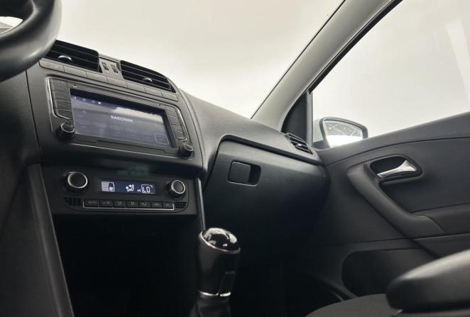 Volkswagen Polo V Рестайлинг с пробегом 2018 года, цена 1 100 000 рублей, 145178 км, седан, Автокод Объявления