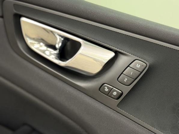 Volvo XC60 II с пробегом 2020 года, цена 3 600 000 рублей, 108000 км, внедорожник, Автокод Объявления