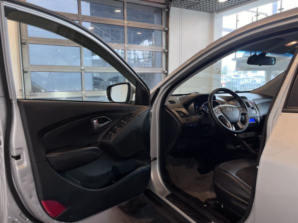 Hyundai ix35 I Рестайлинг с пробегом 2014 года, цена 1 500 000 рублей, 148999 км, внедорожник, Автокод Объявления