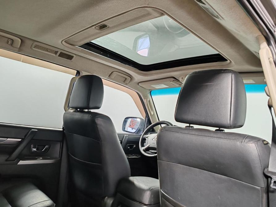 Mitsubishi Pajero IV Рестайлинг 1 Москва  - изображение 23