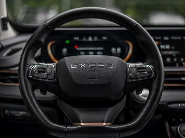 Exeed LX I Рестайлинг с пробегом 2022 года, цена 1 760 000 рублей, 61379 км, внедорожник, Автокод Объявления